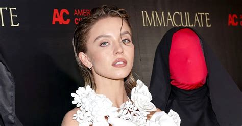 sydney sweeney nipples|Sydney Sweeney goes braless in daring top as she。